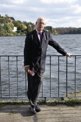 Sven Hirdman var statssekreterare i Försvarsdepartementet 1979–82 och med i den inre kretsen kring regeringen som i början av 80-talet hanterade ubåtskränkningarna.