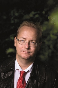 Peter_Olausson__Fotograf_Emelie_Asplund.jpg